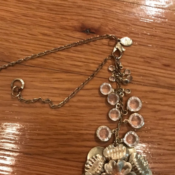 Flower vintage statement necklace - Picture 4 of 4